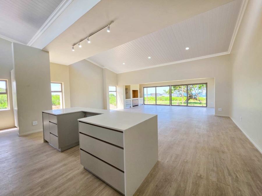 3 Bedroom Property for Sale in Stilbaai Wes Western Cape